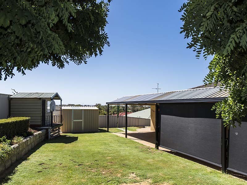 9 Staunton Rise, Halls Head WA 6210