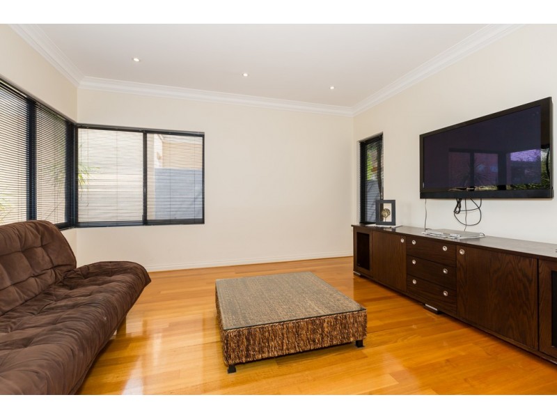 48 Marina Quay Drive, Erskine WA 6210