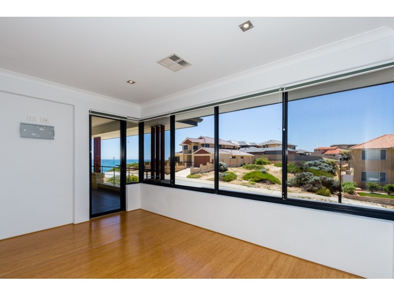 127 Westview Parade, Wannanup WA 6210