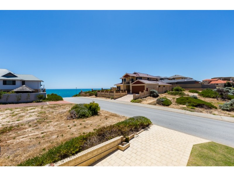 127 Westview Parade, Wannanup WA 6210