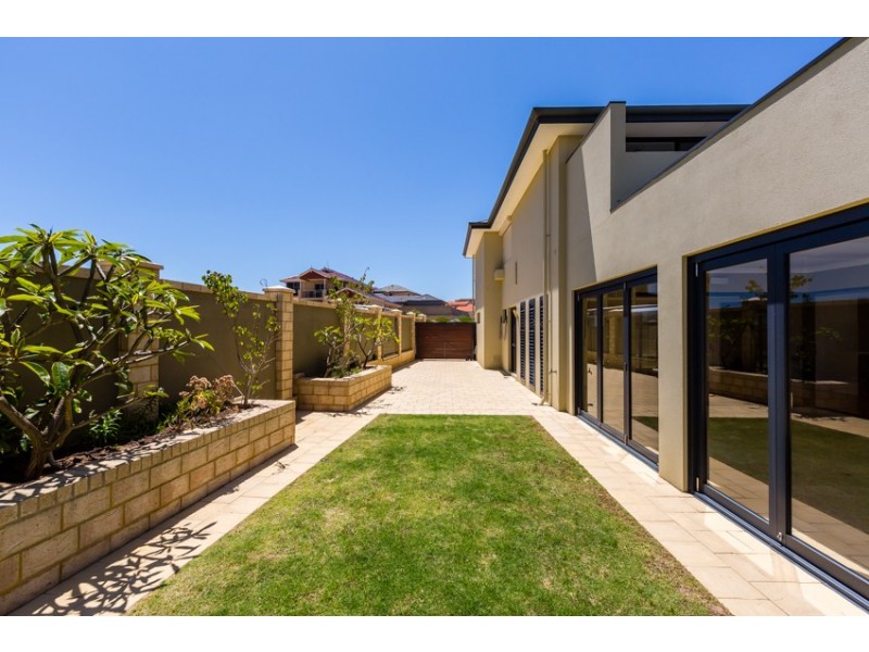 127 Westview Parade, Wannanup WA 6210
