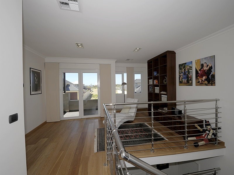 8 Abercrombie Rise, Madora Bay WA 6210