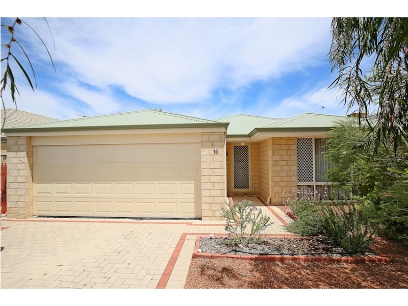 16 Menna Brace, Greenfields WA 6210