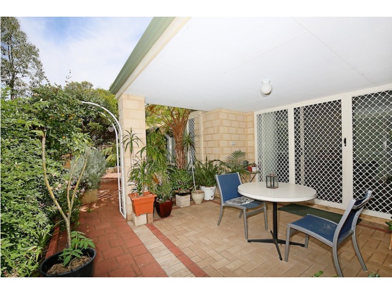 16 Menna Brace, Greenfields WA 6210