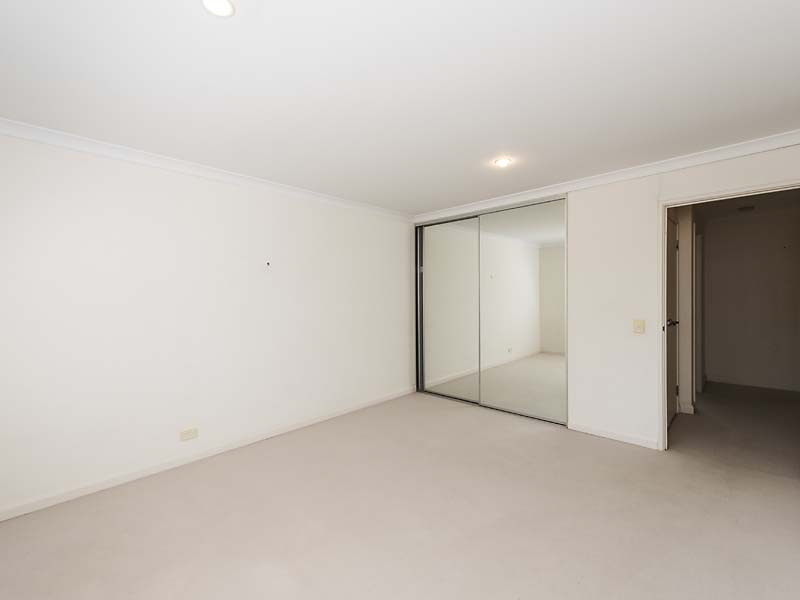 23 Tylney Loop, Meadow Springs WA 6210