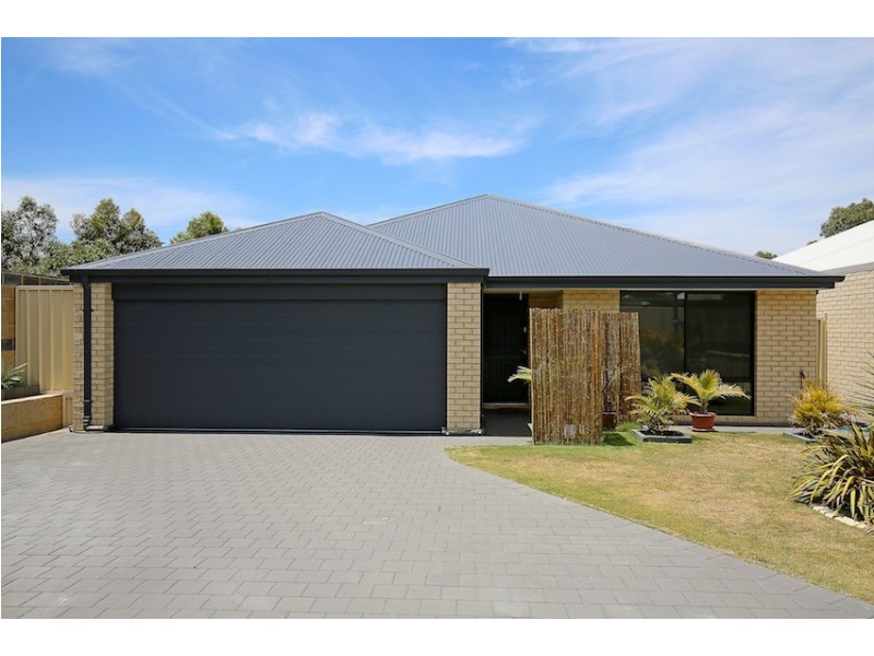 36 Arpenteur Turn, Madora Bay WA 6210
