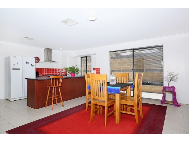 36 Arpenteur Turn, Madora Bay WA 6210
