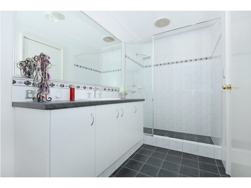 36 Arpenteur Turn, Madora Bay WA 6210