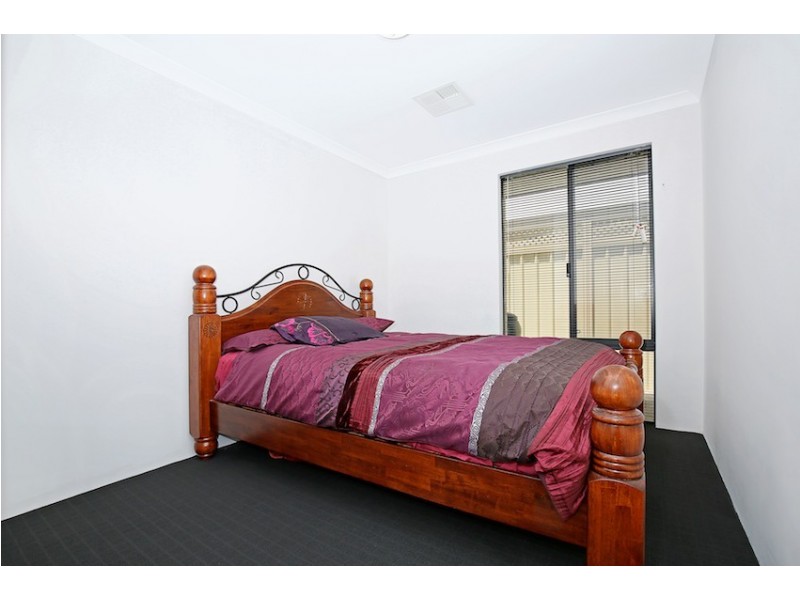 36 Arpenteur Turn, Madora Bay WA 6210