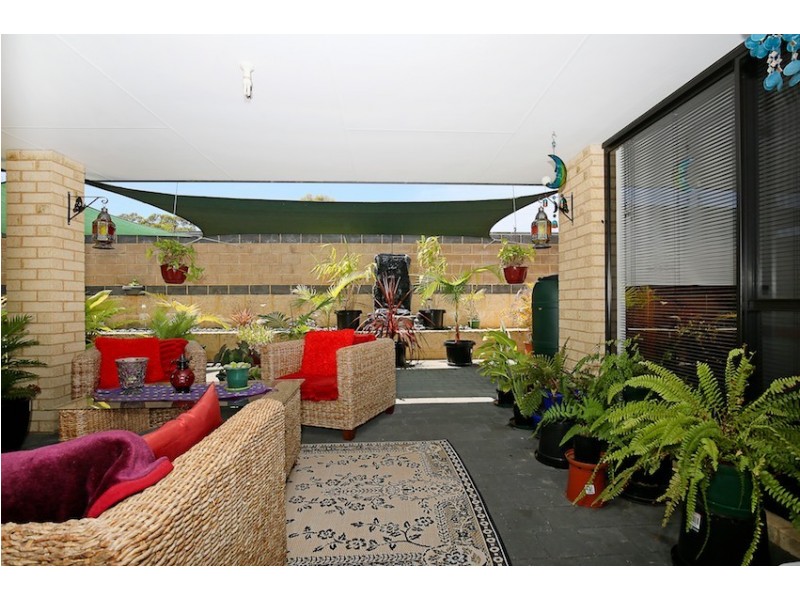 36 Arpenteur Turn, Madora Bay WA 6210