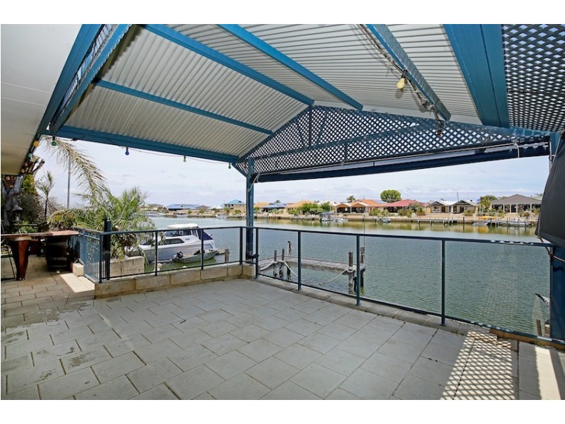 22 Murray Waters Boulevard, South Yunderup WA 6208