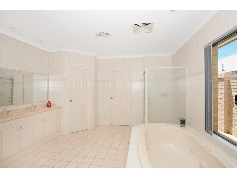 22 Murray Waters Boulevard, South Yunderup WA 6208