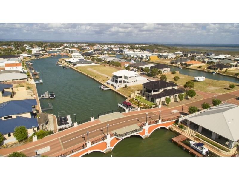 3 Gael Place, Dudley Park WA 6210