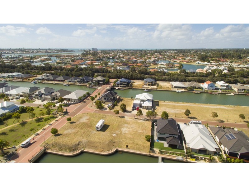 3 Gael Place, Dudley Park WA 6210