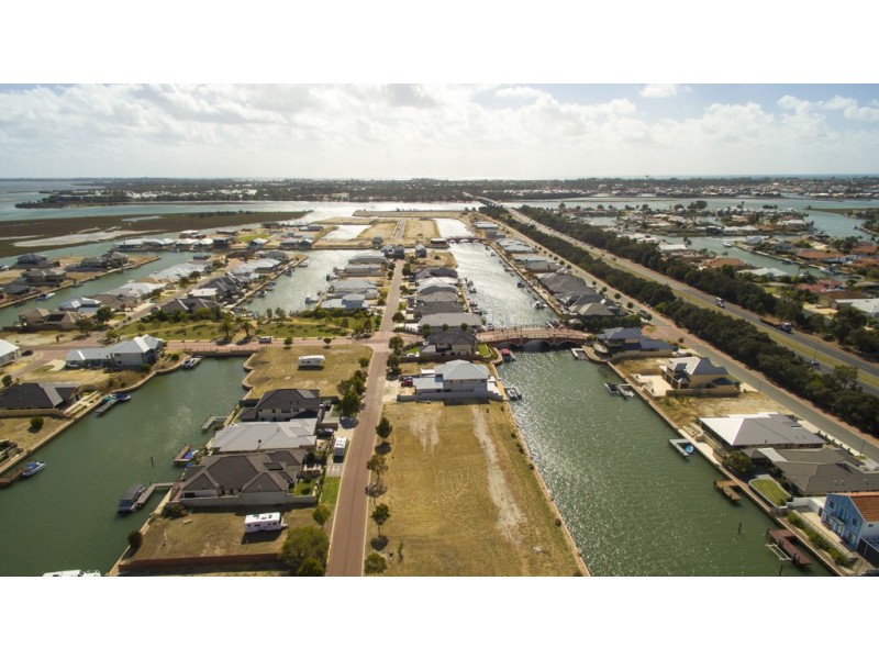 3 Gael Place, Dudley Park WA 6210