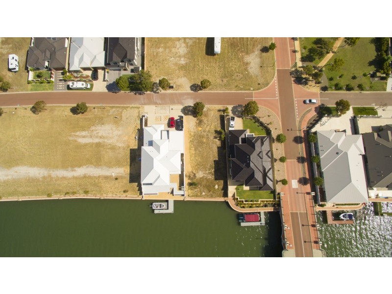 3 Gael Place, Dudley Park WA 6210