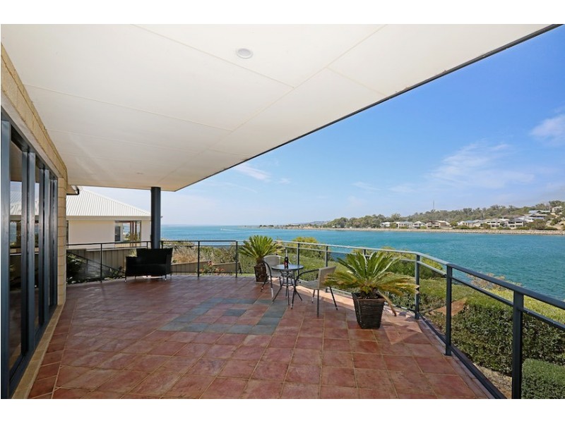 18 Spoonbill Retreat, Wannanup WA 6210