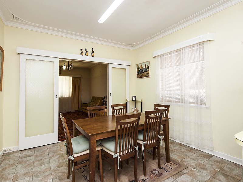 15 Yanget Street, Mandurah WA 6210