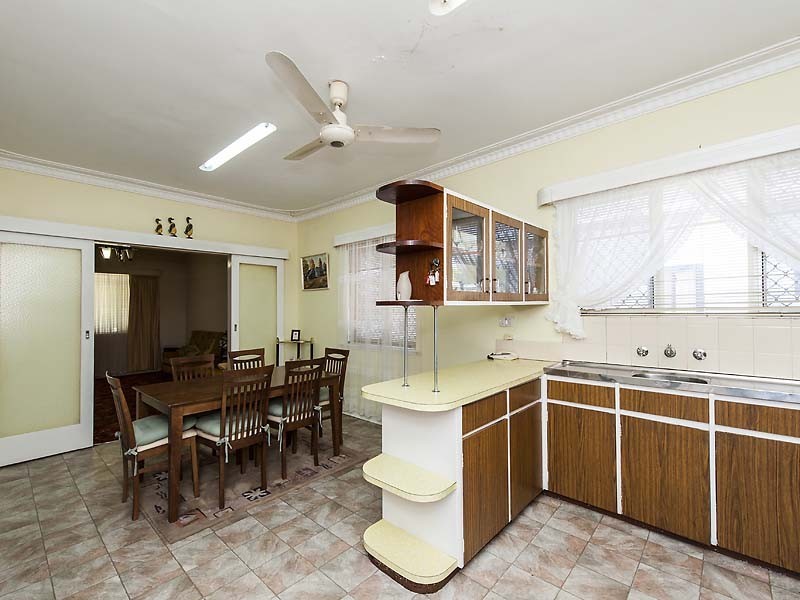 15 Yanget Street, Mandurah WA 6210