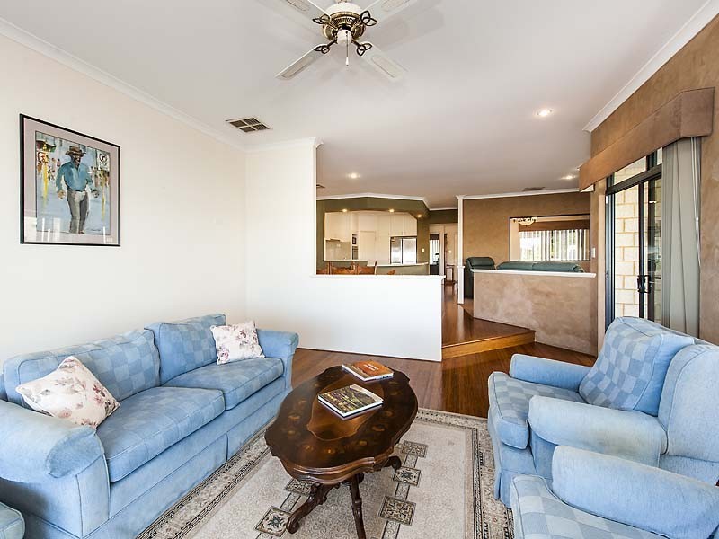 32 Darwin Terrace, Dudley Park WA 6210