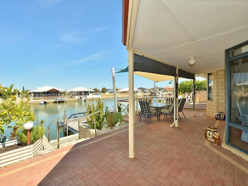 32 Darwin Terrace, Dudley Park WA 6210