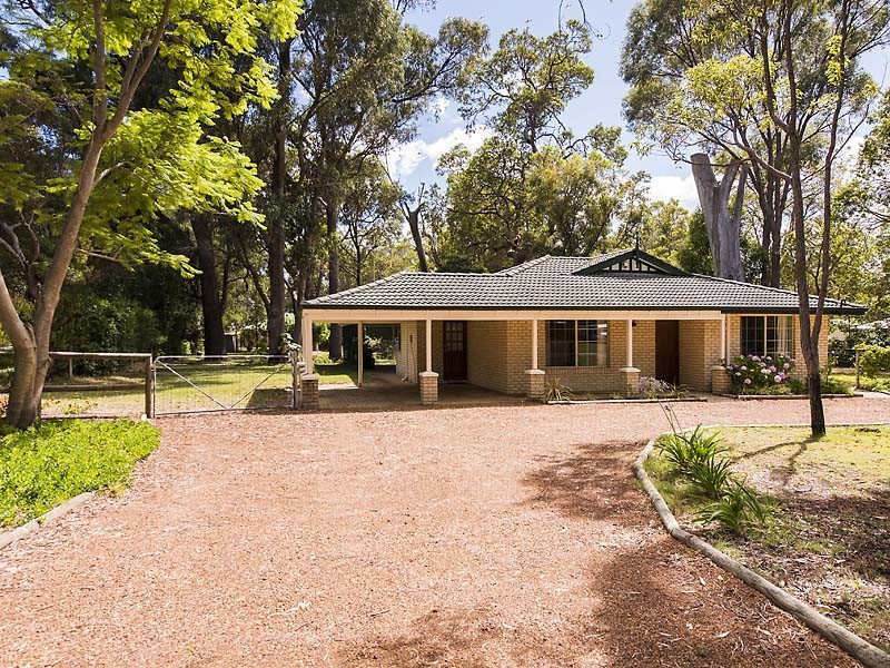 3 Bardoc Way, Greenfields WA 6210