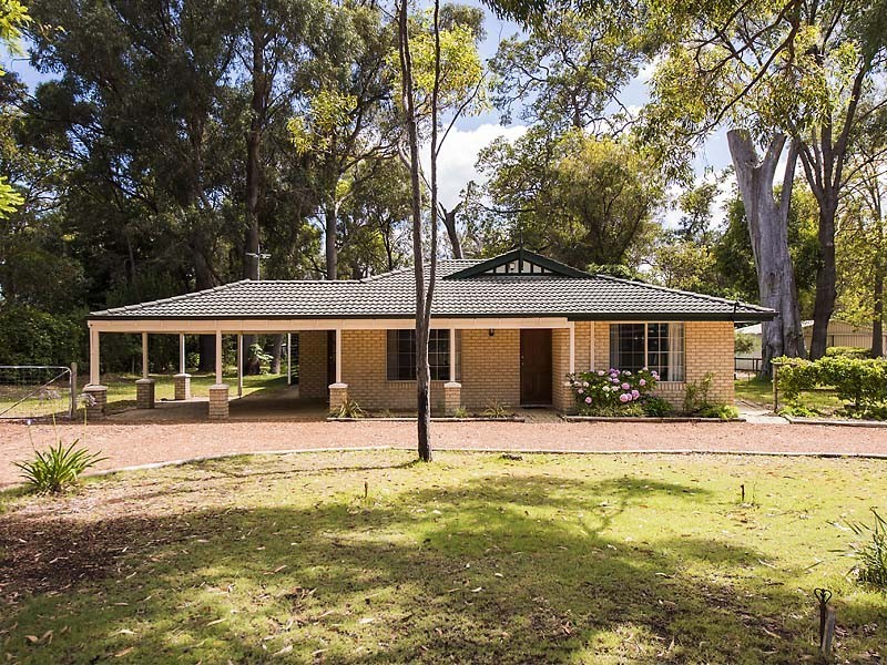 3 Bardoc Way, Greenfields WA 6210