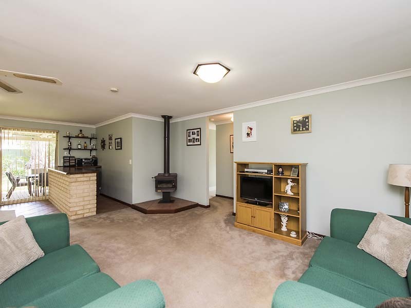 3 Bardoc Way, Greenfields WA 6210
