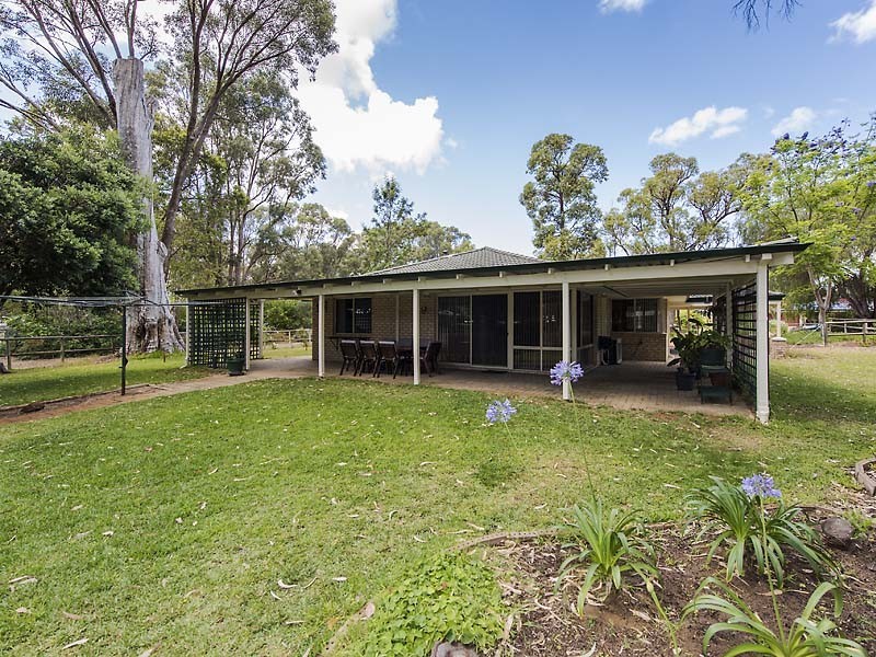 3 Bardoc Way, Greenfields WA 6210