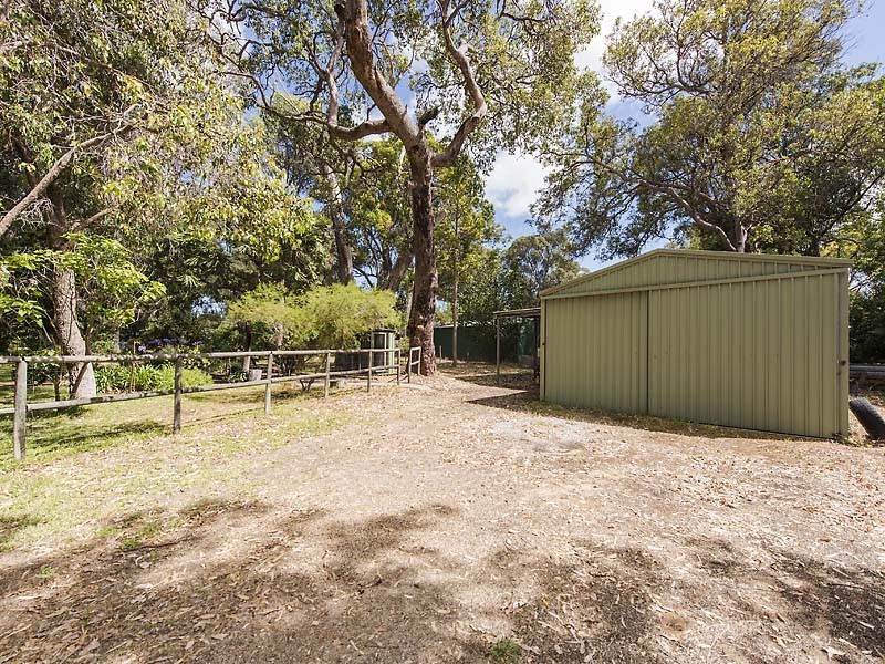 3 Bardoc Way, Greenfields WA 6210