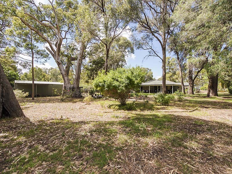 3 Bardoc Way, Greenfields WA 6210