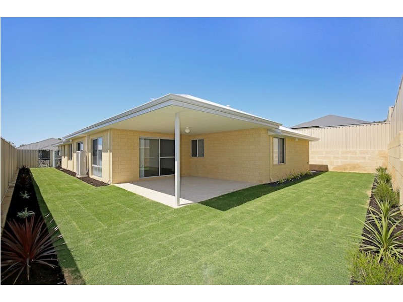 41 Broadmoor Loop, Meadow Springs WA 6210