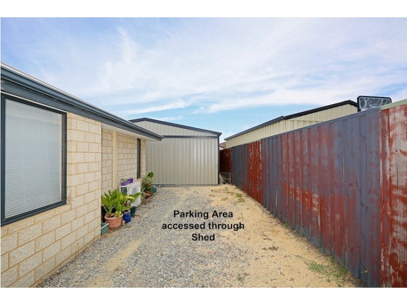 129 Peelwood Parade, Halls Head WA 6210