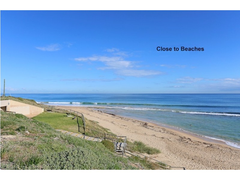 129 Peelwood Parade, Halls Head WA 6210