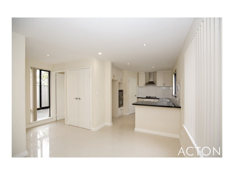 1/13 Clyde Place, Mandurah WA 6210