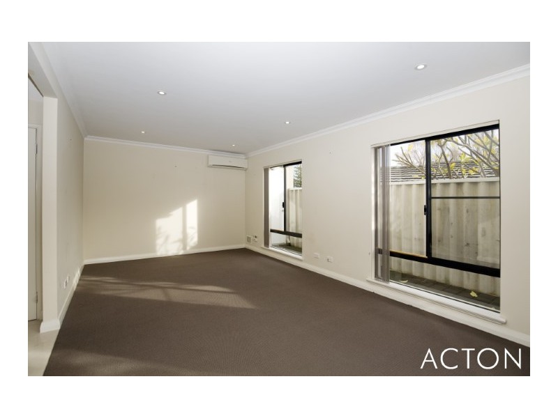 1/13 Clyde Place, Mandurah WA 6210