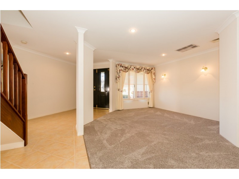 45 Mariners Cove Drive, Dudley Park WA 6210