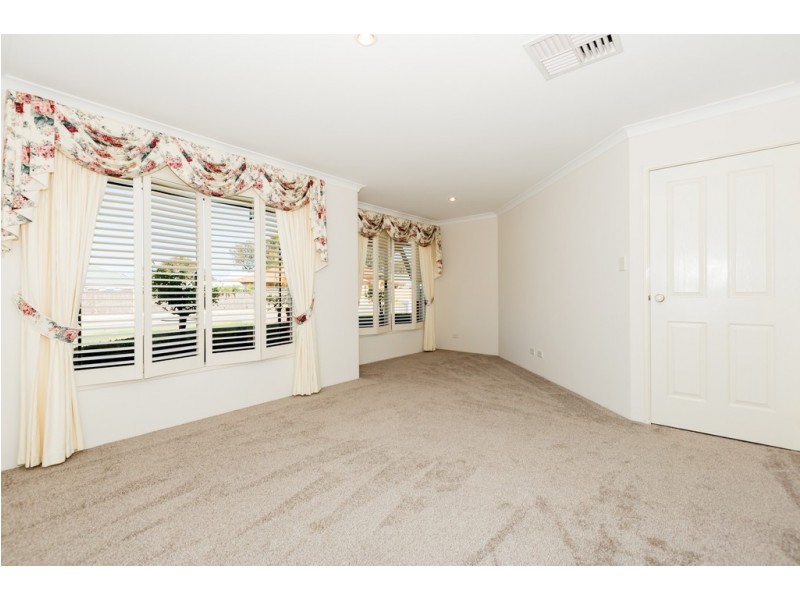 45 Mariners Cove Drive, Dudley Park WA 6210