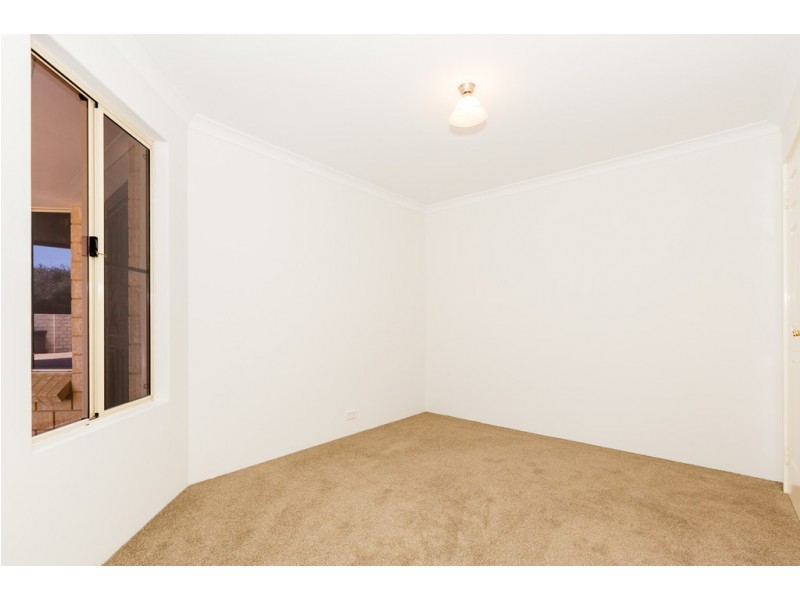 12 Waterside Drive, Dudley Park WA 6210