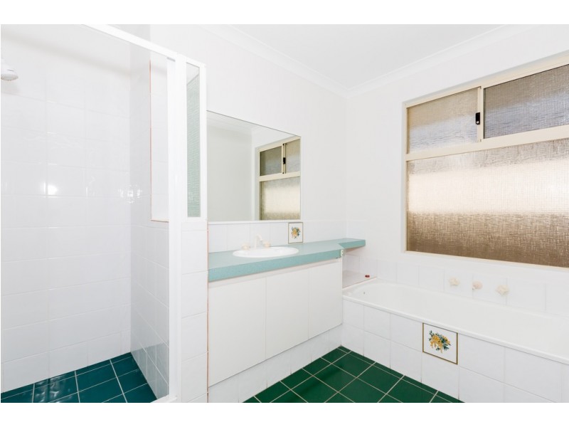 12 Waterside Drive, Dudley Park WA 6210