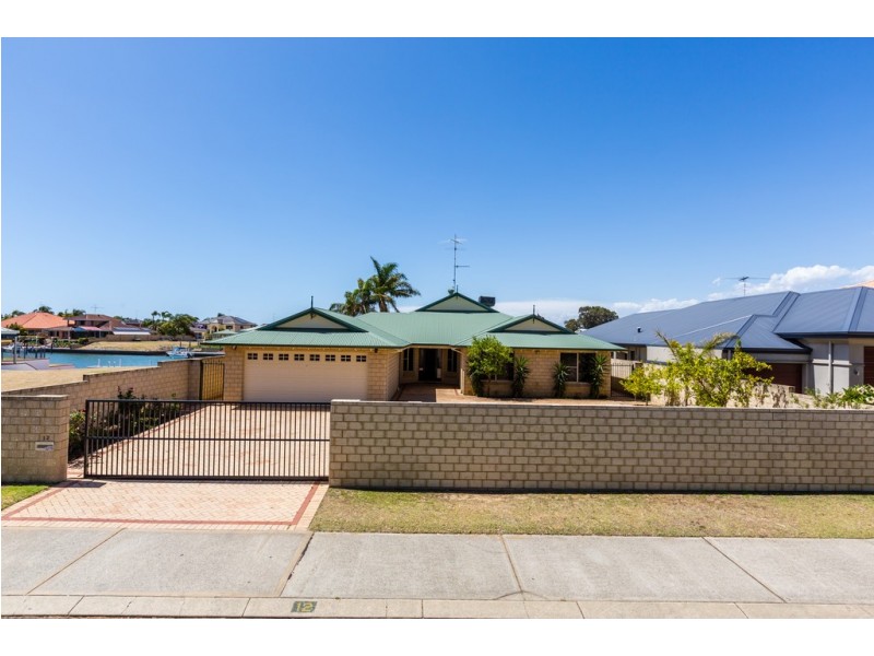 12 Waterside Drive, Dudley Park WA 6210