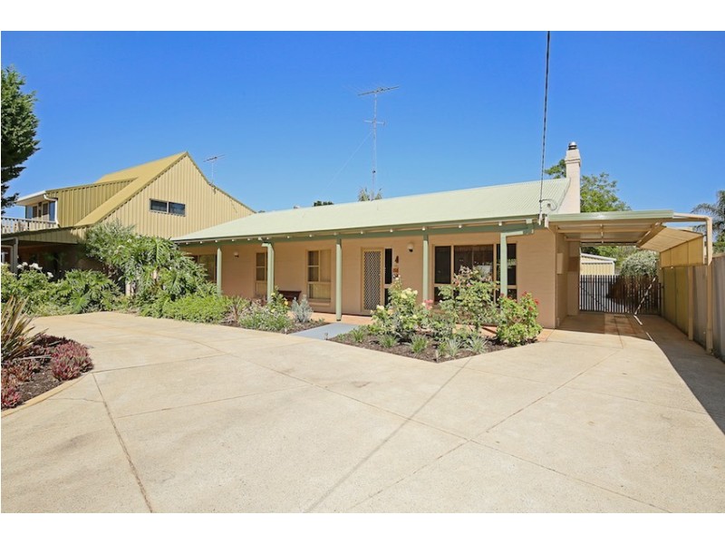 17 Koolyanga Place, Greenfields WA 6210