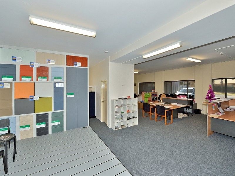54 McLarty Road, Halls Head WA 6210