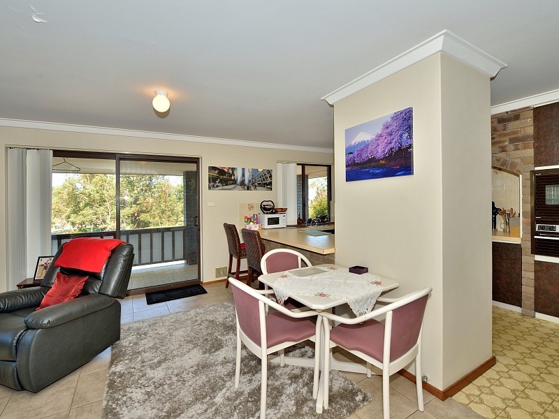 54 McLarty Road, Halls Head WA 6210