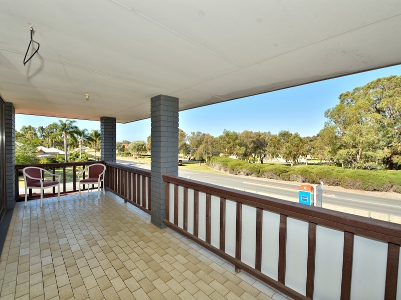 54 McLarty Road, Halls Head WA 6210