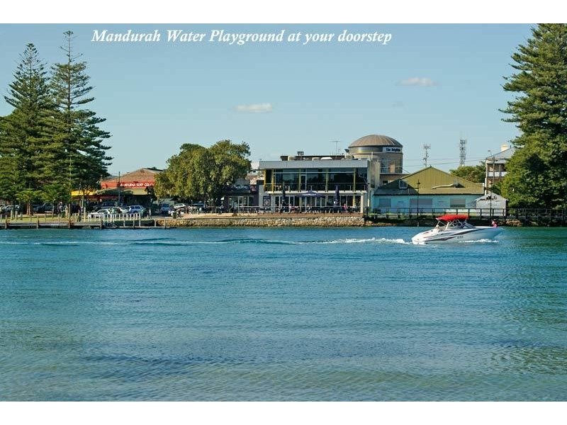 2/24 Oversby Street, Halls Head WA 6210