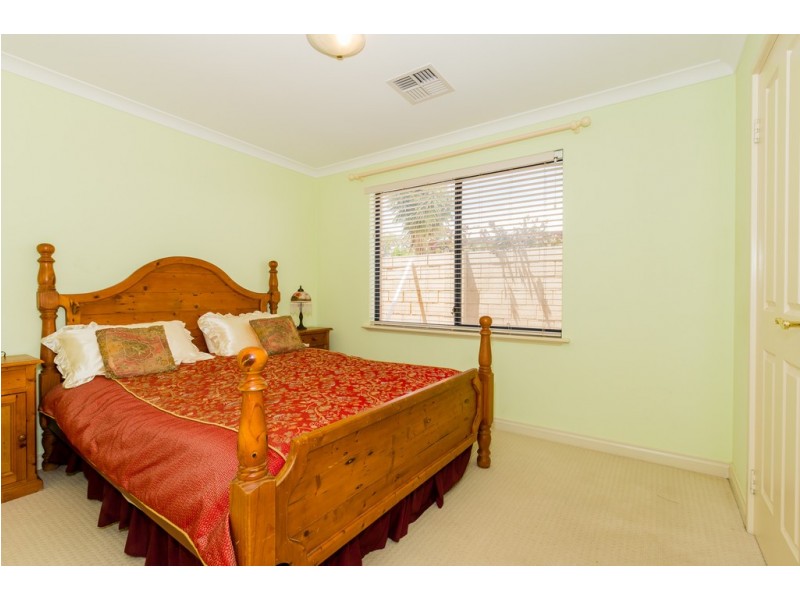 4 Cervantes Drive, Erskine WA 6210