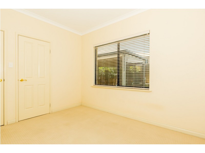 4 Cervantes Drive, Erskine WA 6210