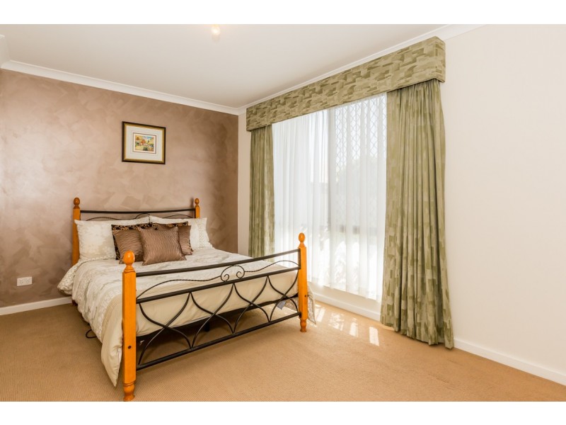 28 Mippi Road, Halls Head WA 6210