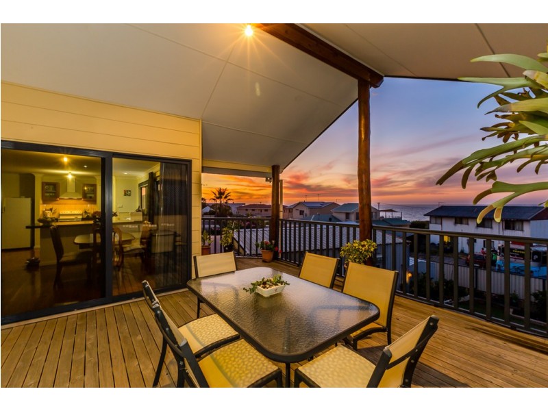 28 Mippi Road, Halls Head WA 6210